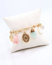 Load image into Gallery viewer, Hampton Grace Charm Bracelet Gold
