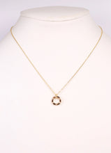 Load image into Gallery viewer, Curnal Circle Necklace Gold
