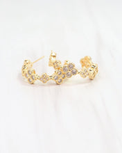 Load image into Gallery viewer, Allene Clover and Crystal Hoop Gold
