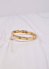 Load image into Gallery viewer, Allamanda Metal Bracelet GOLD
