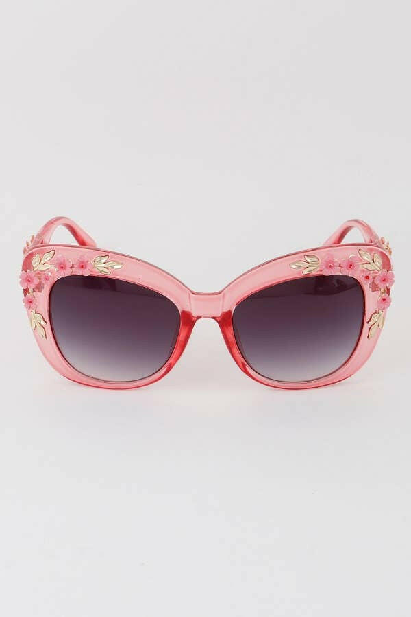 Flower Engraved Cat eye Sunglasses.