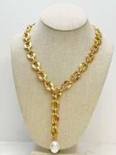Load image into Gallery viewer, Freshwater Pearl Bold Link Necklace - Gold
