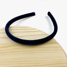 Load image into Gallery viewer, Classic Thin Velvet Headband
