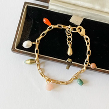 Load image into Gallery viewer, Paperclip Chain Charm Bracelet.
