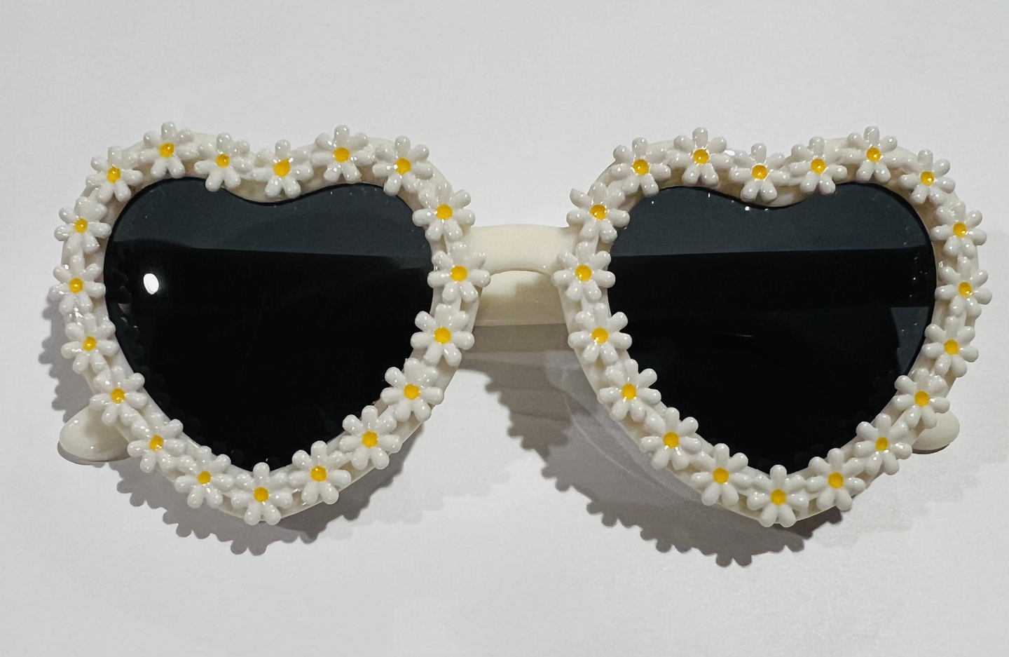 Daisy Love Sunglasses.