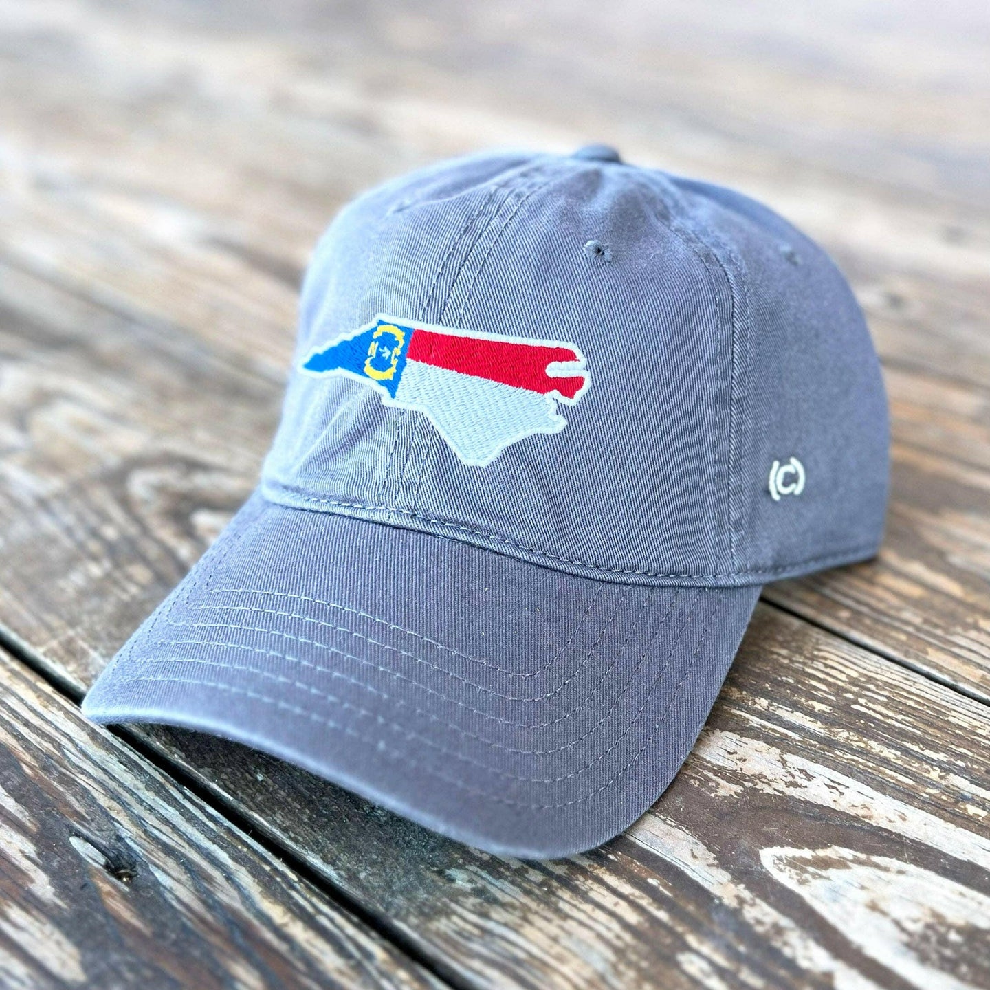 NORTH CAROLINA - STATE FLAG HATS.