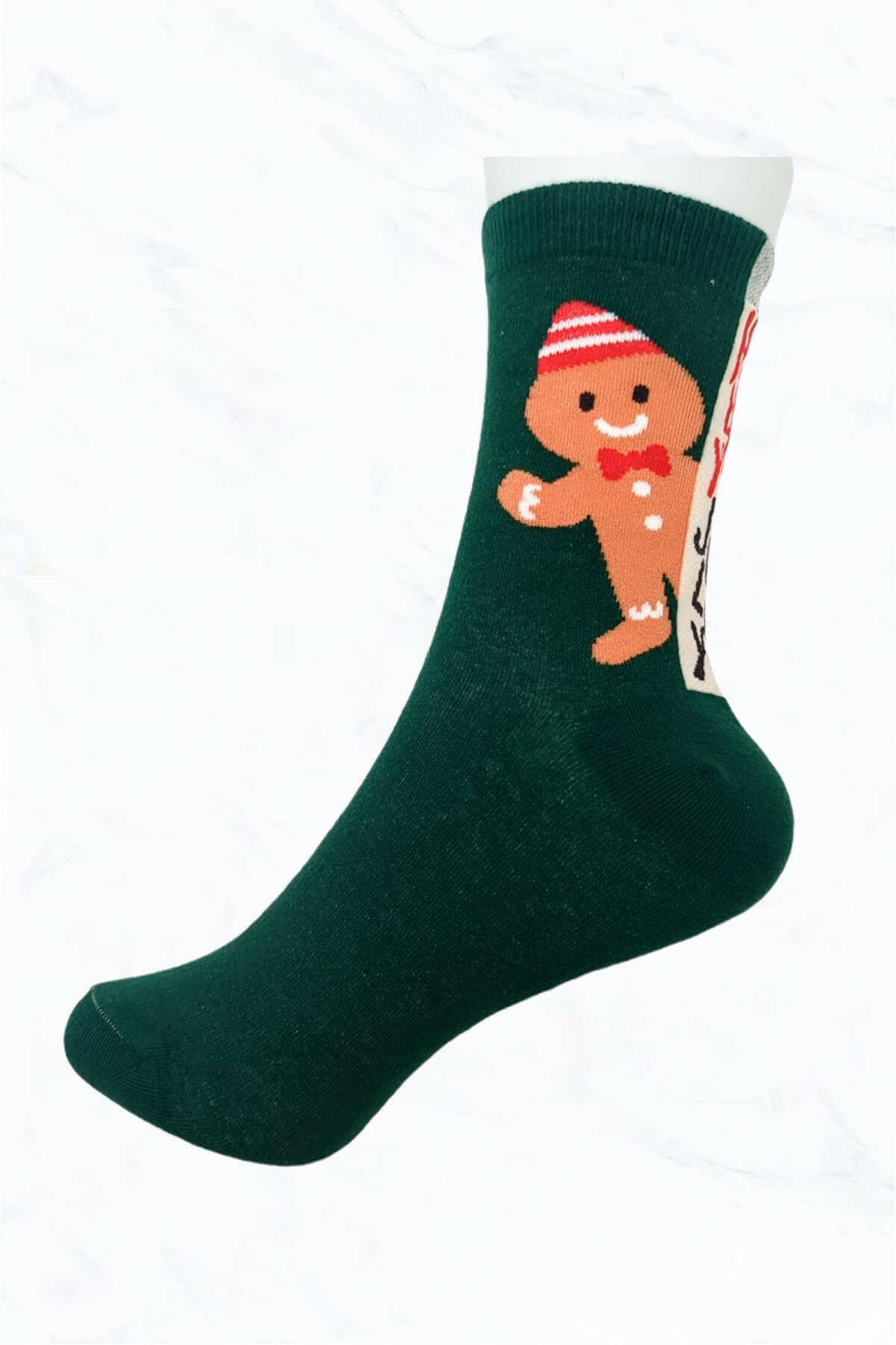 BE MERRY Gingerbread Man Socks.